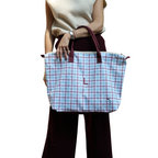 BOLSA TOTE GRANDE CON COSMETIQUERA AJEDREZ OCTAVA