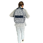 MOCHILA CLÁSICA FLORES AZULES